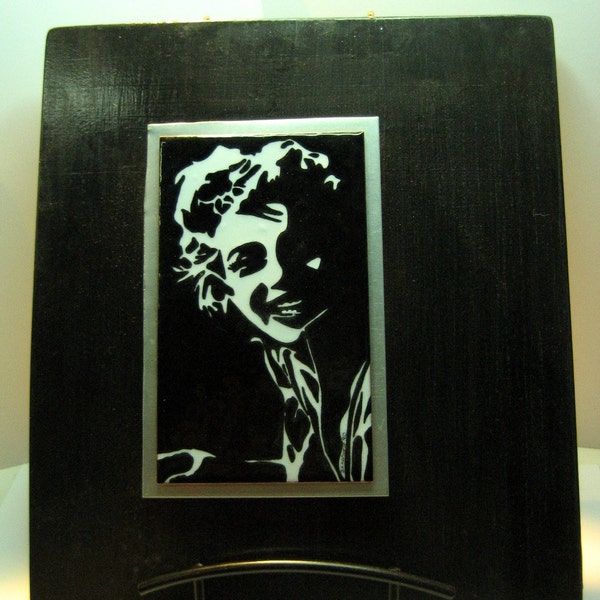 Tableau Marylin, Tableau émail sur cuivre, Marylin Monroe, tableau visage noir et blanc, copper enameling, émaux Diane Charuest