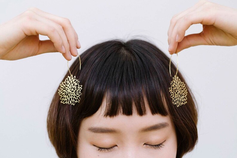 Dramatic Elegant Big designer earrings Bridesmaid. handmade drop earrings Wedding Woodland design Long gold statement leaf earrings