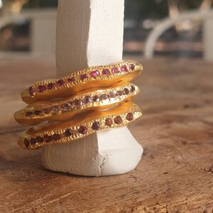 Red Ruby ring. Wavy gold ring. Goldfilled ring. Rough Multy gem gold ring. Statement ring. July birthstone. Designer jewelry. Christmas gift