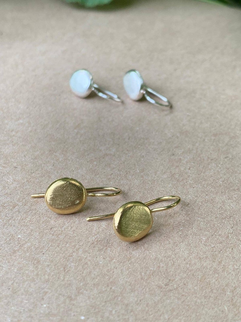 Simple Gold oval drop earrings. Gold Oval dangle Earrings Etsy