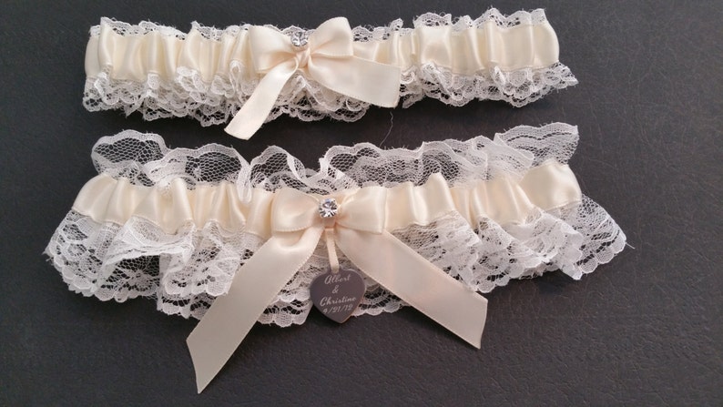 Kitten Collection White/Black Lace Garters (set of 2) main image 0
