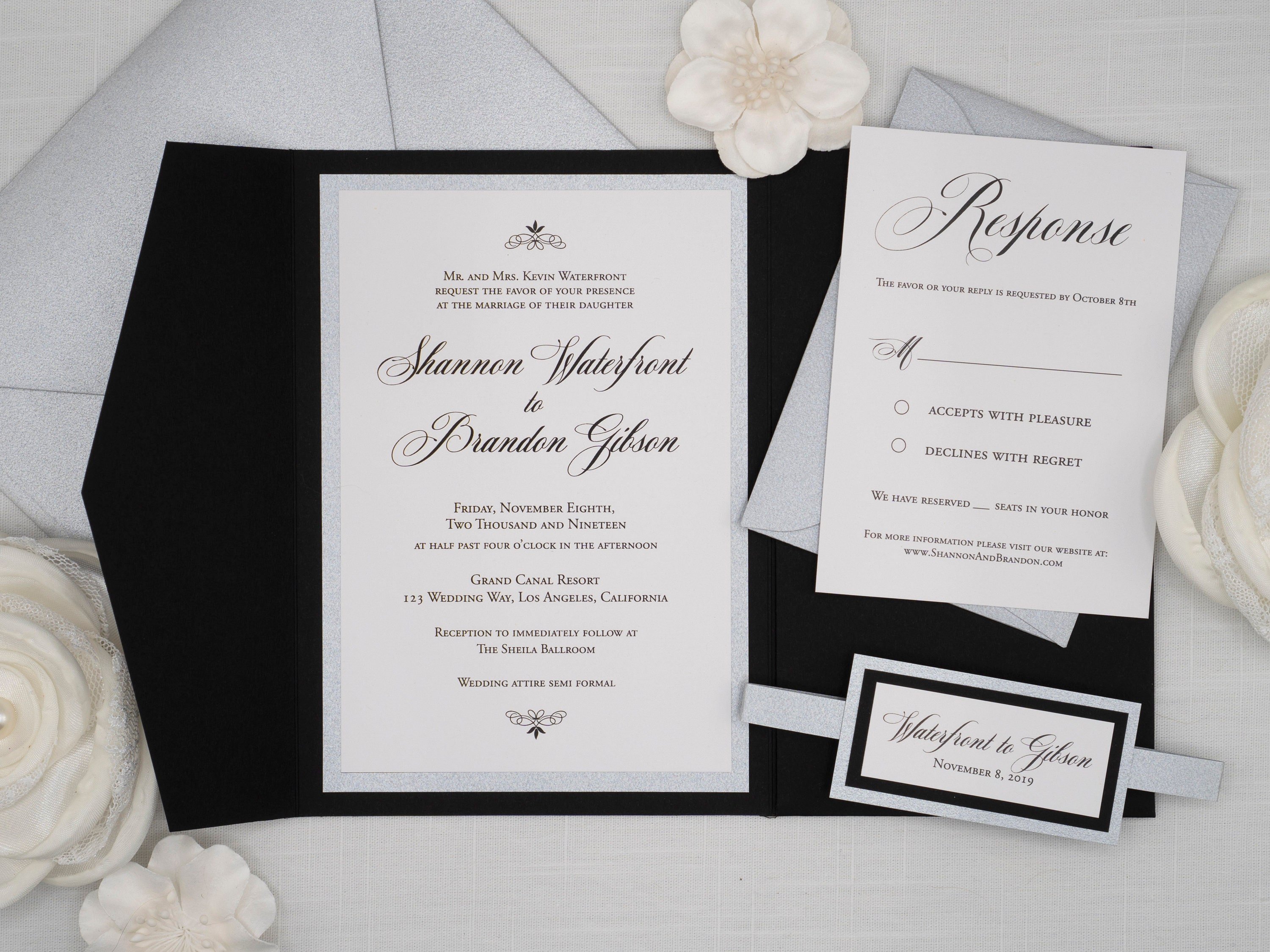 Cardstock 101: How to Choose Paper for Wedding Invitations