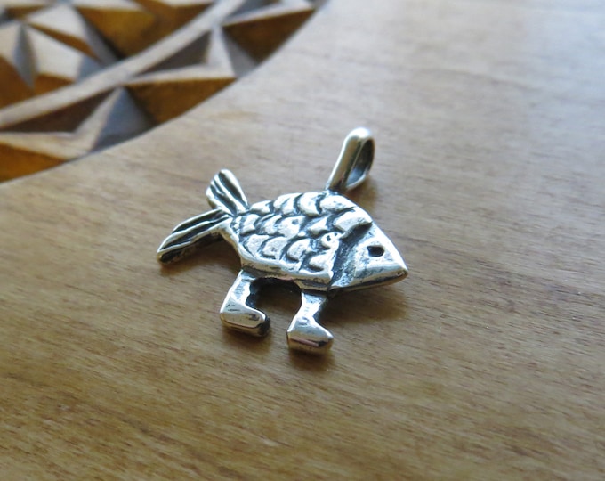 Sterling Silver Small Walking Fish with Feet Pendant – Evolution Design, Charles Darwin Inspired Jewelry