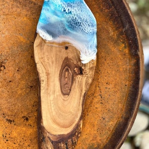 cutting board with resin accent