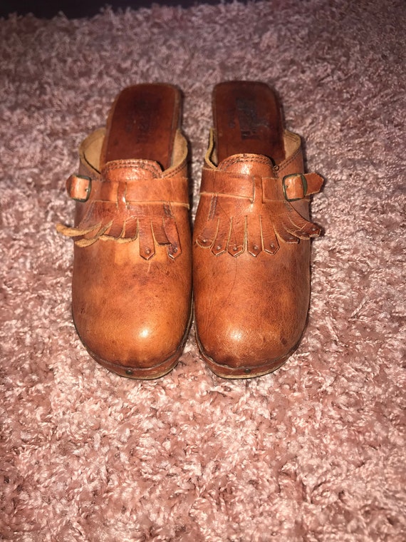VINTAGE 1970s / 60s (?) Clogs. U.K. Size 7