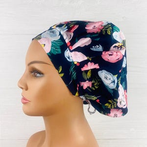 Scrub Hats for Women - Women’s Bouffant Hat - Scrub Caps - Navy Floral - Scrub Hat
