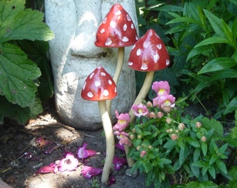 Elegant Red Spotty Free Standing Mushroom Toadstool Frost Proof Winter Garden Colour Ornament Hand Made