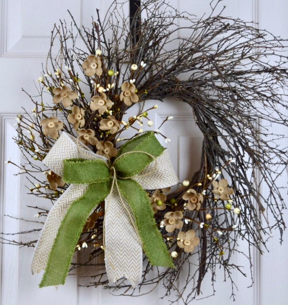 Green Beige Cream Sunburst Grapevine With Burlap Flowers