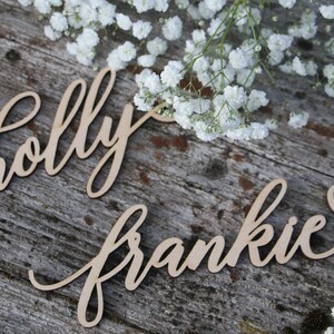 Benutzerdefiniertes lasergeschnittenes Namensschild/Gedeckschild/Dinner-Party-Tischkarte/Hochzeits-Escort-Karte/moderne Kalligraphie-Party-Dekoration