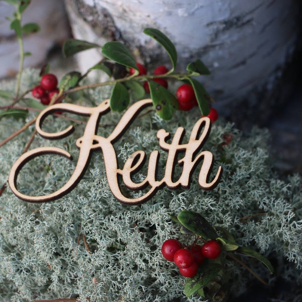 Laser cut custom Christmas place name/Custom wooden Xmas signs/Wooden place cards/ Christmas table decor/Laser cut names/TAGS for Xmas