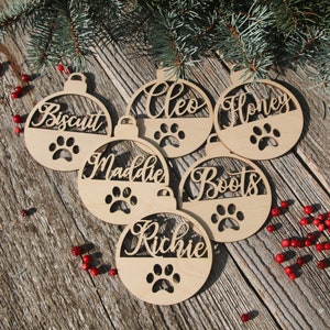 Palline albero di Natale, decori albero di Natale, palline personalizzate di Natale, palline di legno, palline tagliate al laser, etichette regalo per Natale, etichette regalo