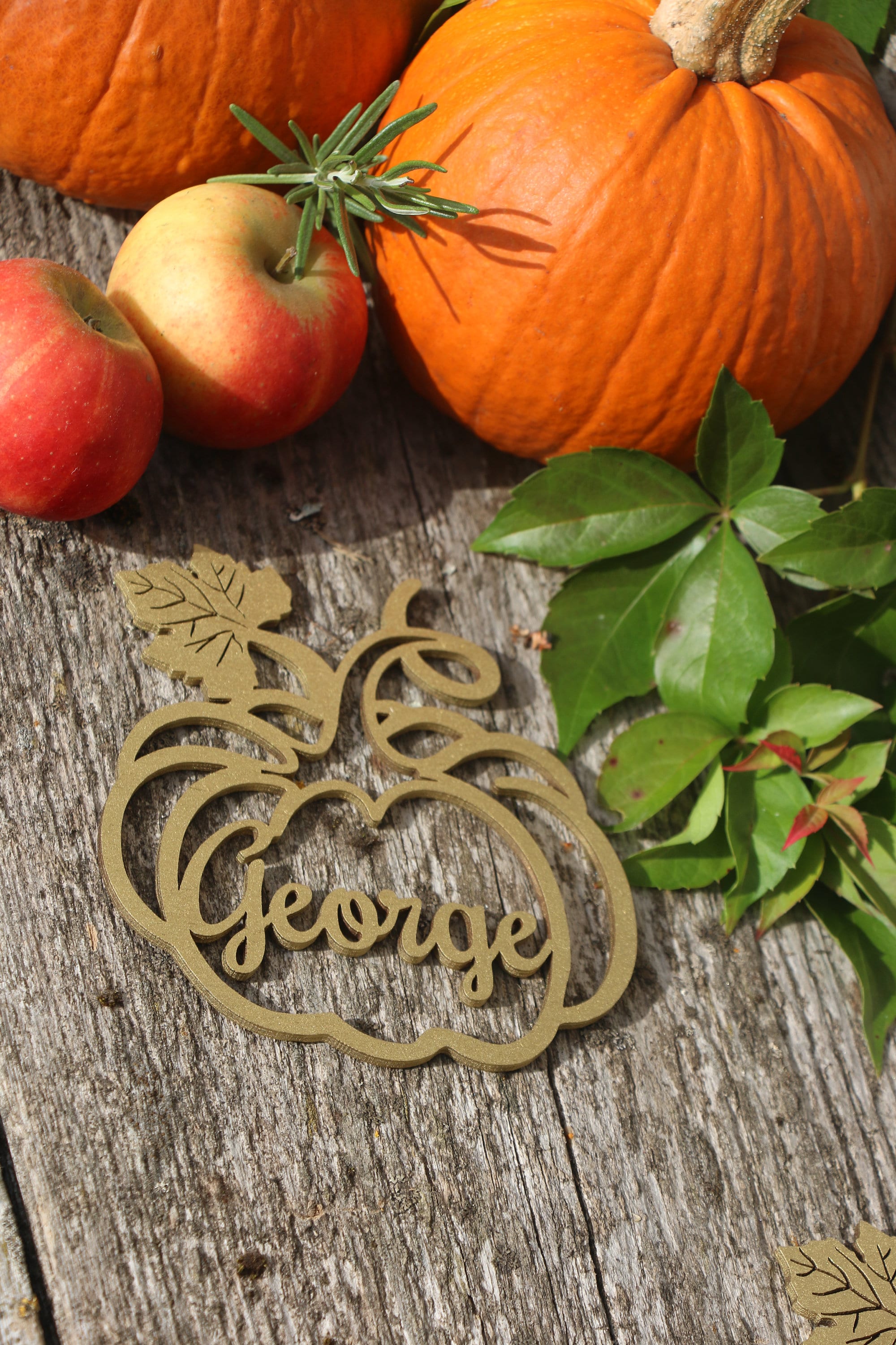 Etsy Thanksgiving Table Decor Ideas: Chic & Seasonal Displays