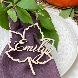 Laser Cut Blatt Tischkarten Herbst Hochzeit Tischkarten Ahornblätter Tischkarten Thanksgiving Tischkarten Holzahornblatt Tischkarten