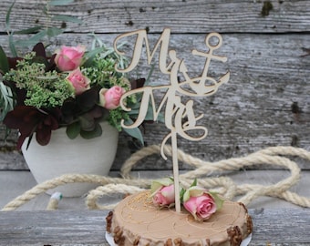 Mr&Mrs wood wedding cake topper/wood wedding cake topper/mr. and mrs. wedding cake topper/Special event cake topper/wedding cake decor
