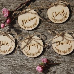 Custom engraved round tags,Personalized Wooden tags,Wood Heart,Heart Tags,Heart Favors,Wedding table name,laser cut place cards