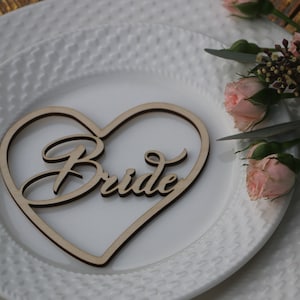 120Laser tagliare i nomi dei posti di nozze personalizzati /Custom wood Heart signs/Wooden place cards/WEDDING name cards/Laser cut names/HEART TAGS for wedding