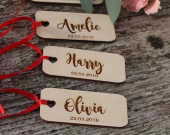 Laser gesneden aangepaste bruiloft plaats naam / Aangepaste houten bruiloft borden / Houten plaatskaarten / WEDDING tafel decor / Laser gesneden namen / HEART TAGS voor bruiloft