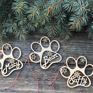 Personalized Dog Cat Paw Print Ornament,Snowflake Christmas Ornament,Wooden Christmas Ornament,gift for dog lover,pet owners,Christmas gift