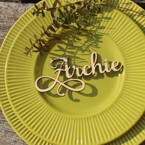 Laser cut wood names Custom Laser cut Name Signs Wedding place cards Laser cut wood signs Place setting signs Name plates zdjęcie 3