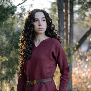 Shieldmaiden Viking Tunic - Linen - 12 Colors