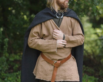 Northman Wool Viking Cloak with Brooch