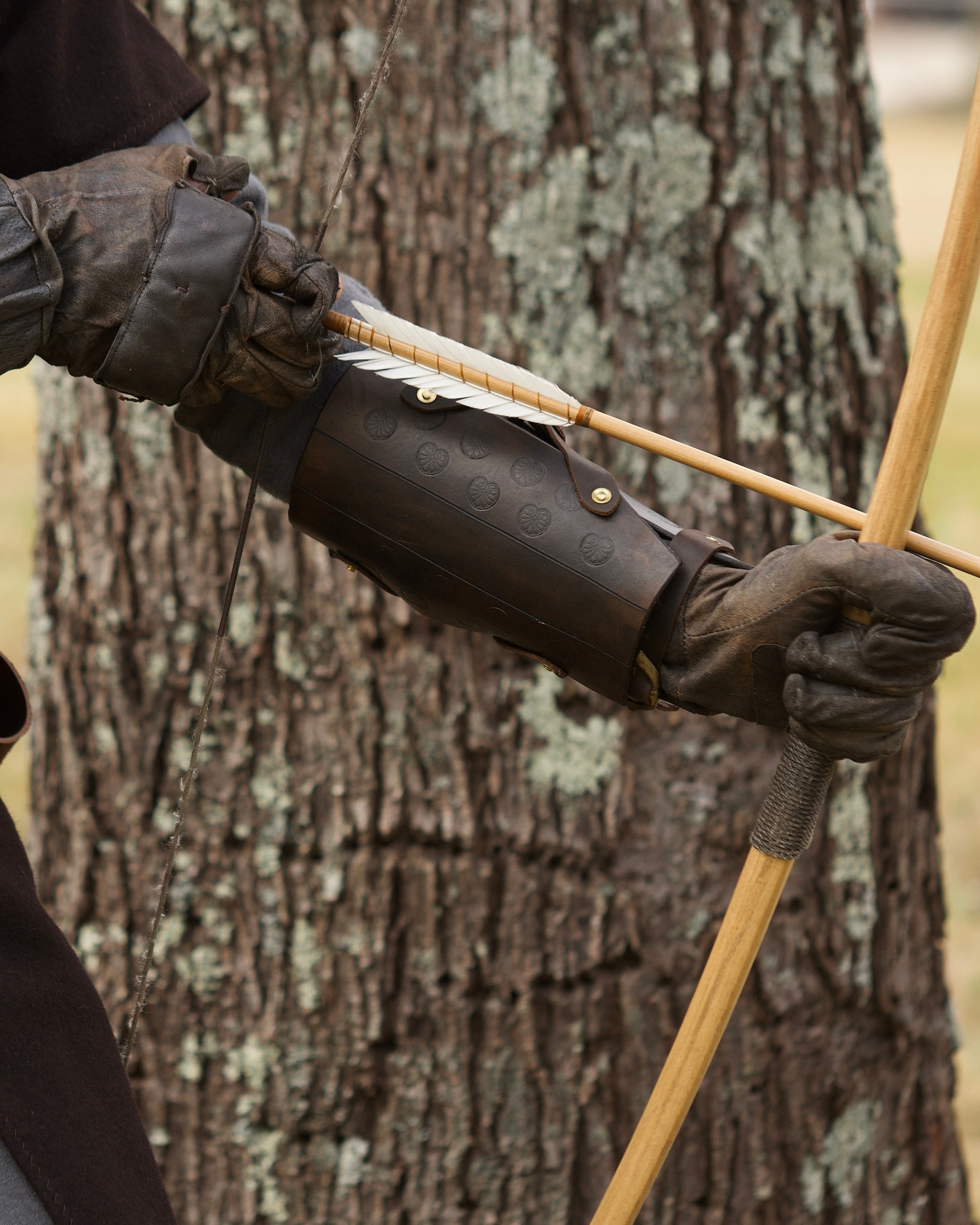 Sports & Outdoor Recreation Hunting & Archery Archery brown leather