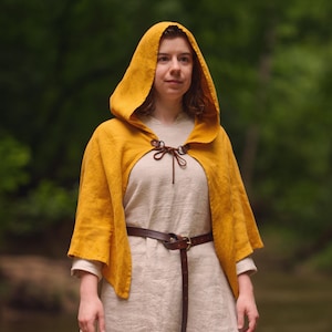 Traveler&#39;s Cape - Linen