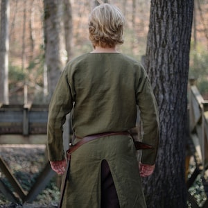 Medieval Linen Ranger Tunic image 3