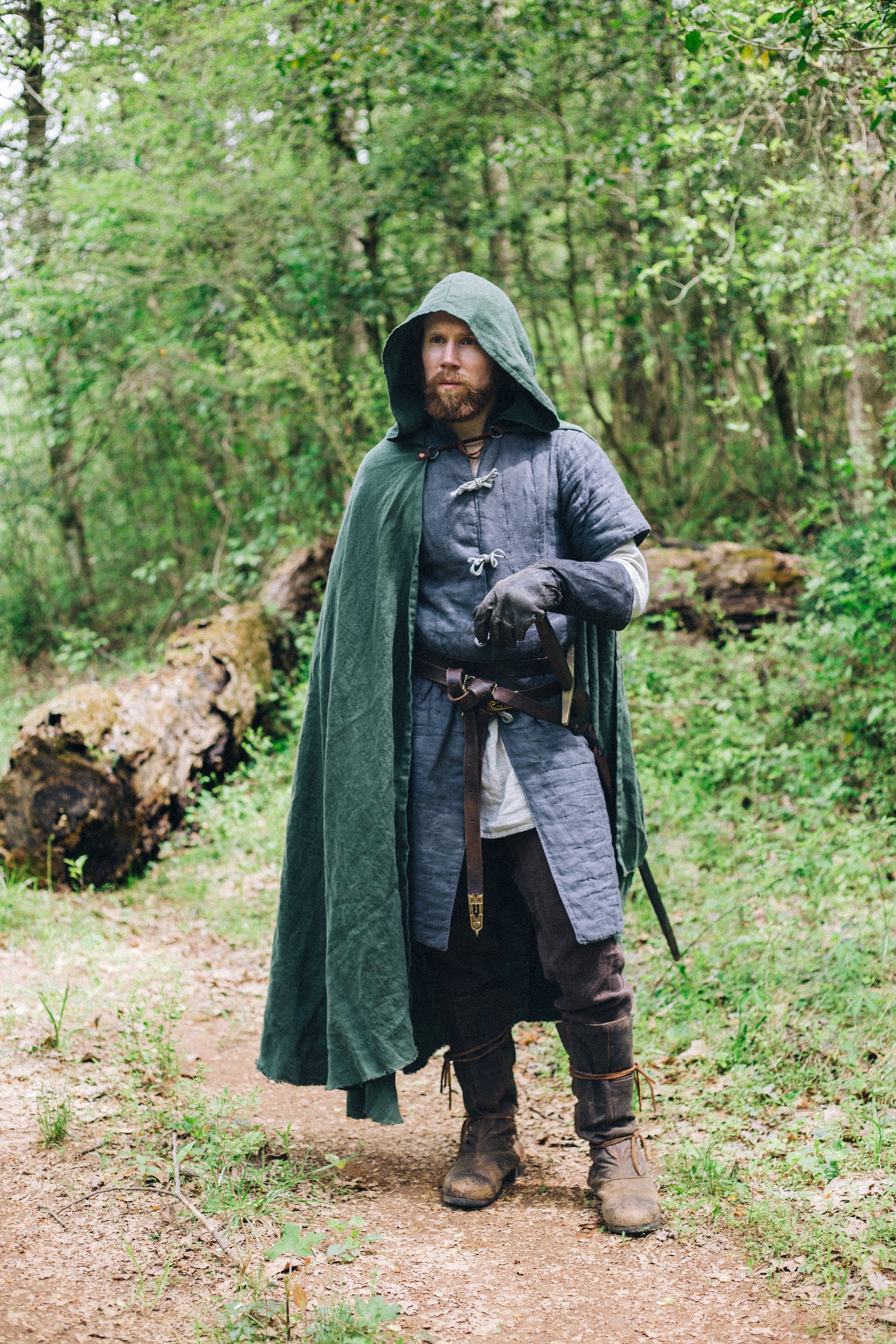 LIMITED - Moss Green Medieval Ranger Cloak - Linen