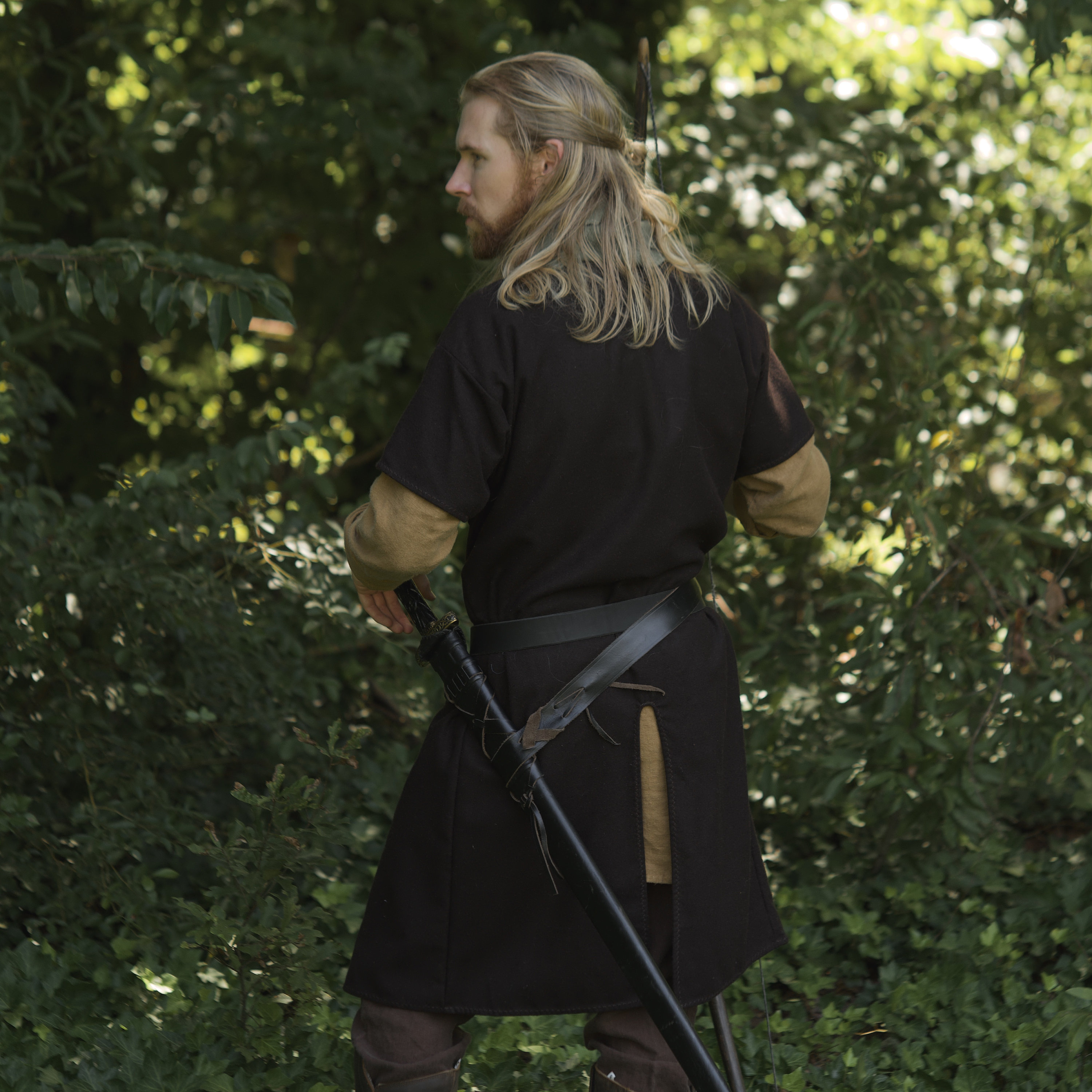Wool Hunter's Coat - Medieval and Fantasy Coat - Brown Short Sleeved