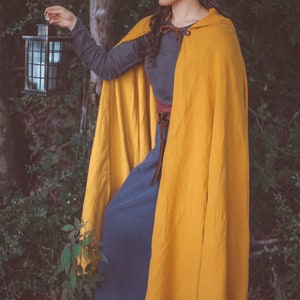 Queen Cloak Medieval Linen Cape image 4