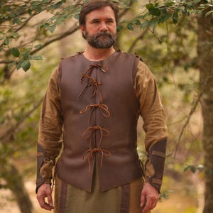 Ranger Jerkin - Medieval Leather Armor