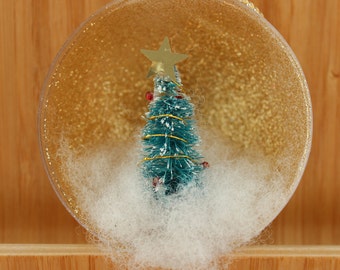 Weihnachten/Xmas Ornament mit Weihnachtsbaum und Gold Glitter