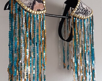 SHOWMASTER - Turquoise/silver/gold sequin fringe epaulettes, snakeprint shoulderpads, festival clothes
