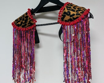 SASSY - Purple/pink/red sequin fringe epaulettes, leopard print shoulderpads, festival clothes