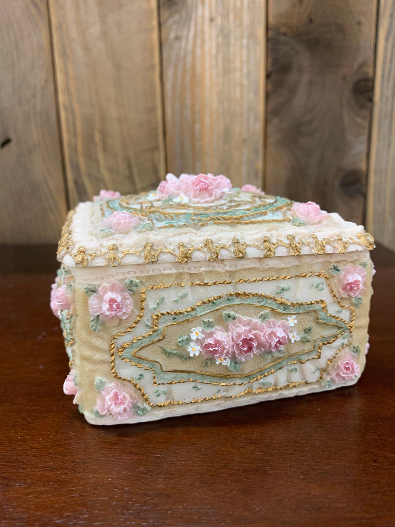 Dezine Trinket Box Handpainted Jewelry Box Collectors Vintage