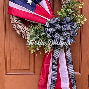 Grapevine American Flag Wreath, Patriotic Wreath, USA Wreath, Flag Wreath, Fourth of July Wreath, Rustic Wreath, American Flag Wreath, Blue