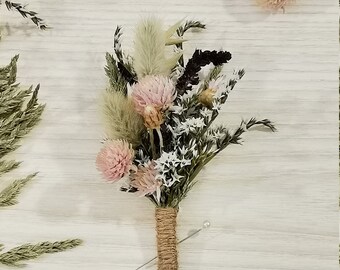 Set of 6 Dried flowers boutonniere, Boutonniere of dried flowers, Men's buttonhole, Groom lapel pin, Groomsmen corsage, Wedding boutonniere