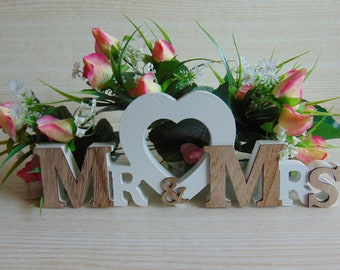 Wooden Mr and Mrs Wedding Signs, Wedding Decor, Mr & Mrs Letters for Sweetheart Table, Mr and Mrs Sign Wedding Sweetheart Table Decor