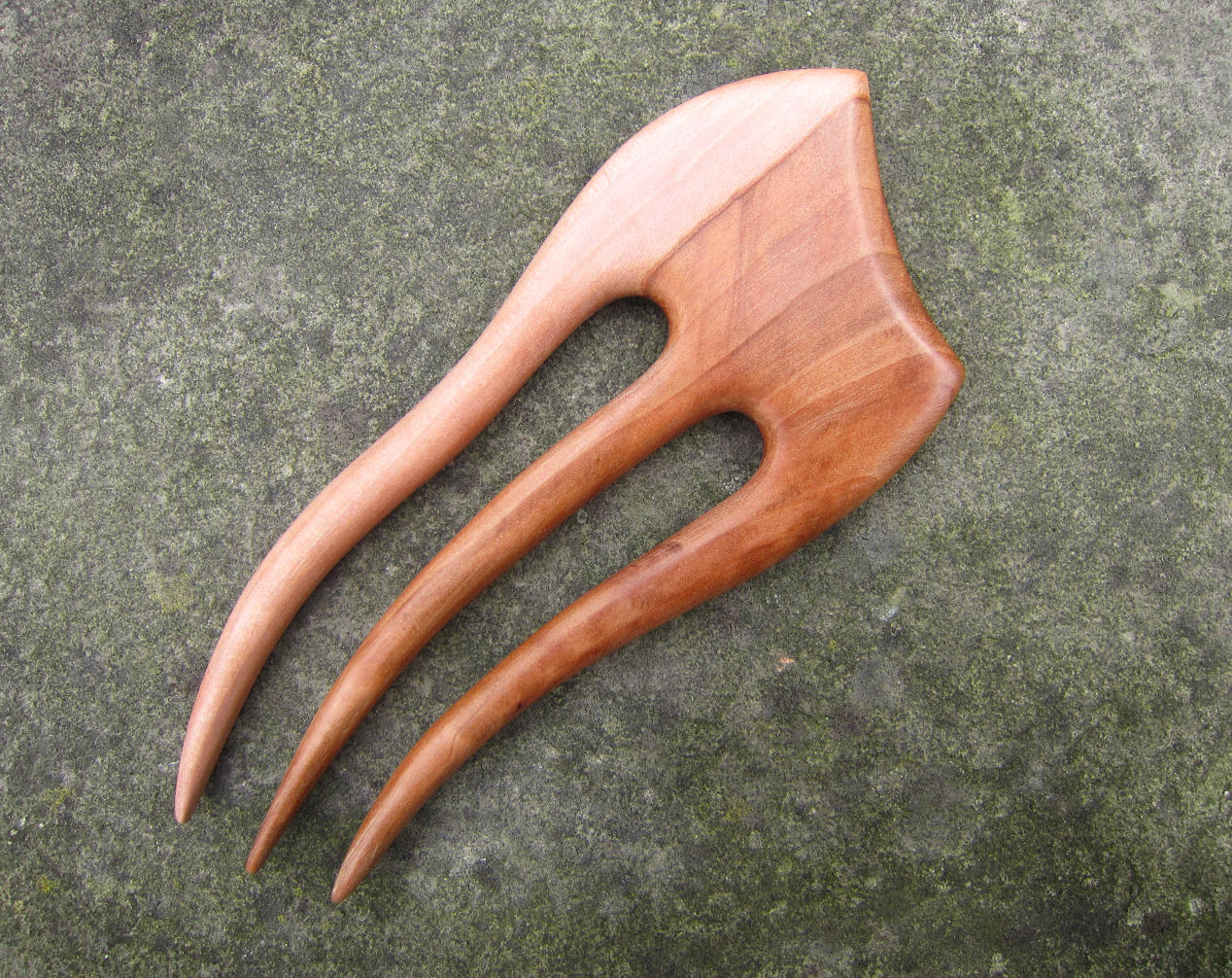 Etsy - Forevahairforks Brown Wooden Hair Fork, Hairfork, Wood, Hair Stick 3 Prong, Pin, Haarforke, Haarnadel, Peigne Cheveux, Fourche