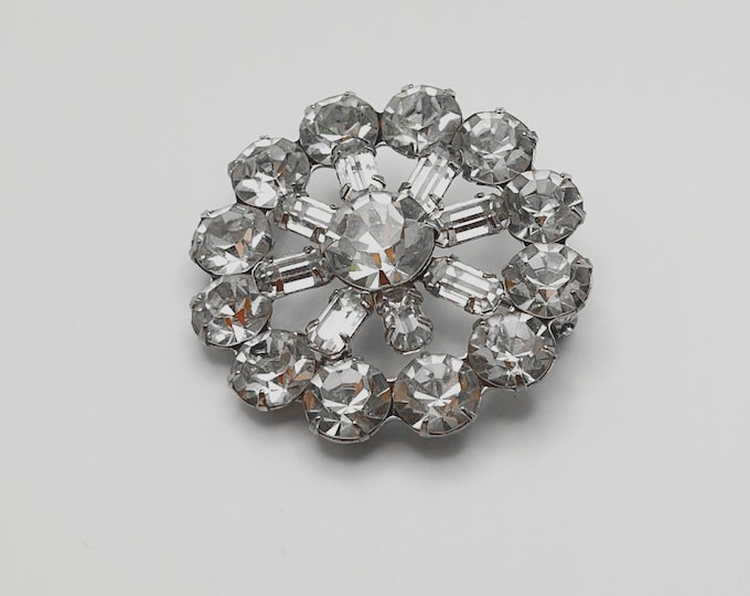 Vintage WEISS Signed Brooch Pin, Silvertone, Clear Rhinestones