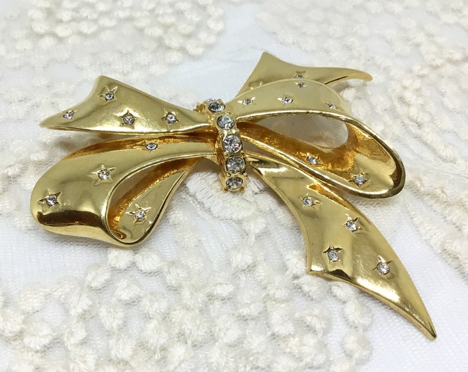 Vintage 1980s Joan Rivers Goldtone Rhinestone Bow Brooch Pin