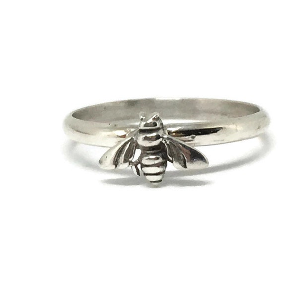 Bee Ring, .925 Sterling Silver Luxury Dainty Bee Ring Silver