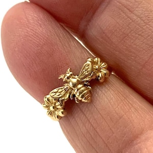 Anillo de abeja con flor de oro macizo, oro amarillo de 14 kt, varios tamaños, hecho a pedido