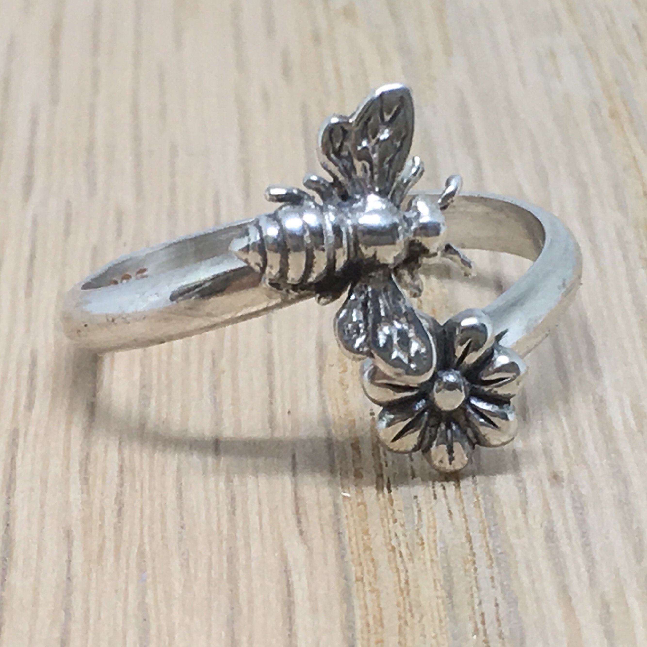 Bee Ring/ Honey Bee Flower Ring/ Bee Flower Ring/ Bypass Ring/ Etsy