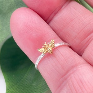 Dainty Honey Bee Ring with 24kt Goldplated Silver Bee, Filigree Band