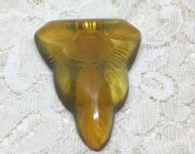 Vintage Apple Juice Bakelite Reverse Carved Flower Dress Clip