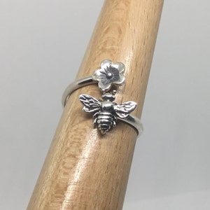 蜂とハニカムの925シルバーリング - 自然にインスパイアされた手作りの