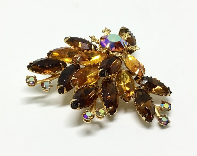 Vintage Amber Rhinestone Brooch/ Amber Colors/ Amber AB Rhinestones/ Metal Fleur de Lis Accents/ Rivet Construction/ Fall Brooch