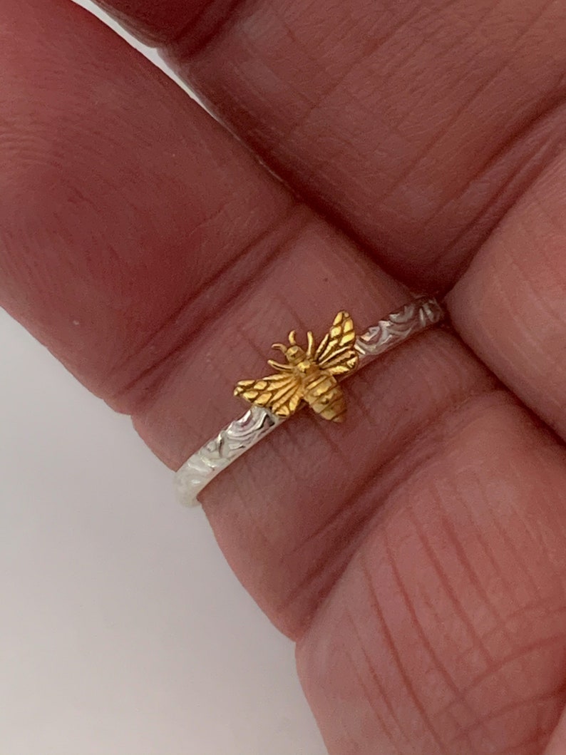 Dainty Honey Bee Ring with 24kt Goldplated Silver Bee, Filigree Band, Handmade USA image 5